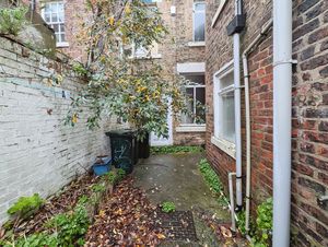 Photo 16- click for photo gallery